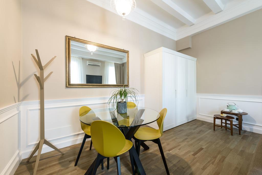 פאדובה Palazzo Bovio - Boutique Apartments מראה חיצוני תמונה